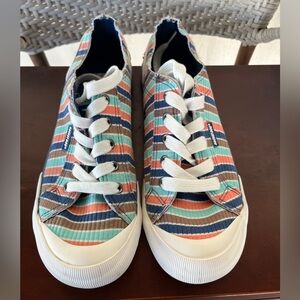 Rocket Dog Striped Shoes W10